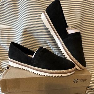 Clarks Serena Paige Slip On Black Suede 7.5 Wide